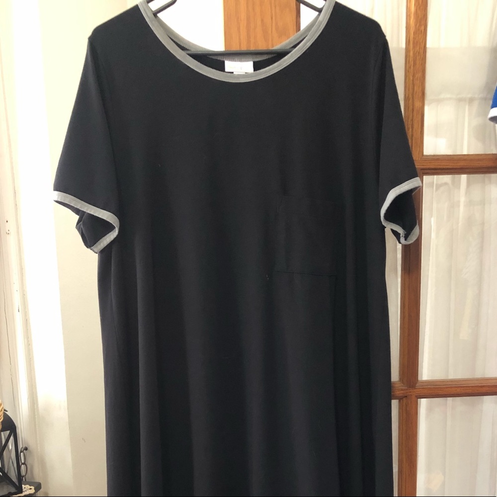 Carly dress